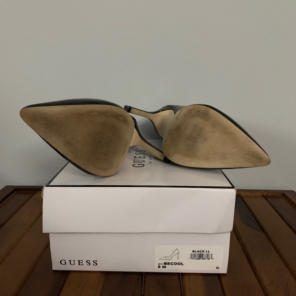 Black Guess Pumps - Picture 3 of 3